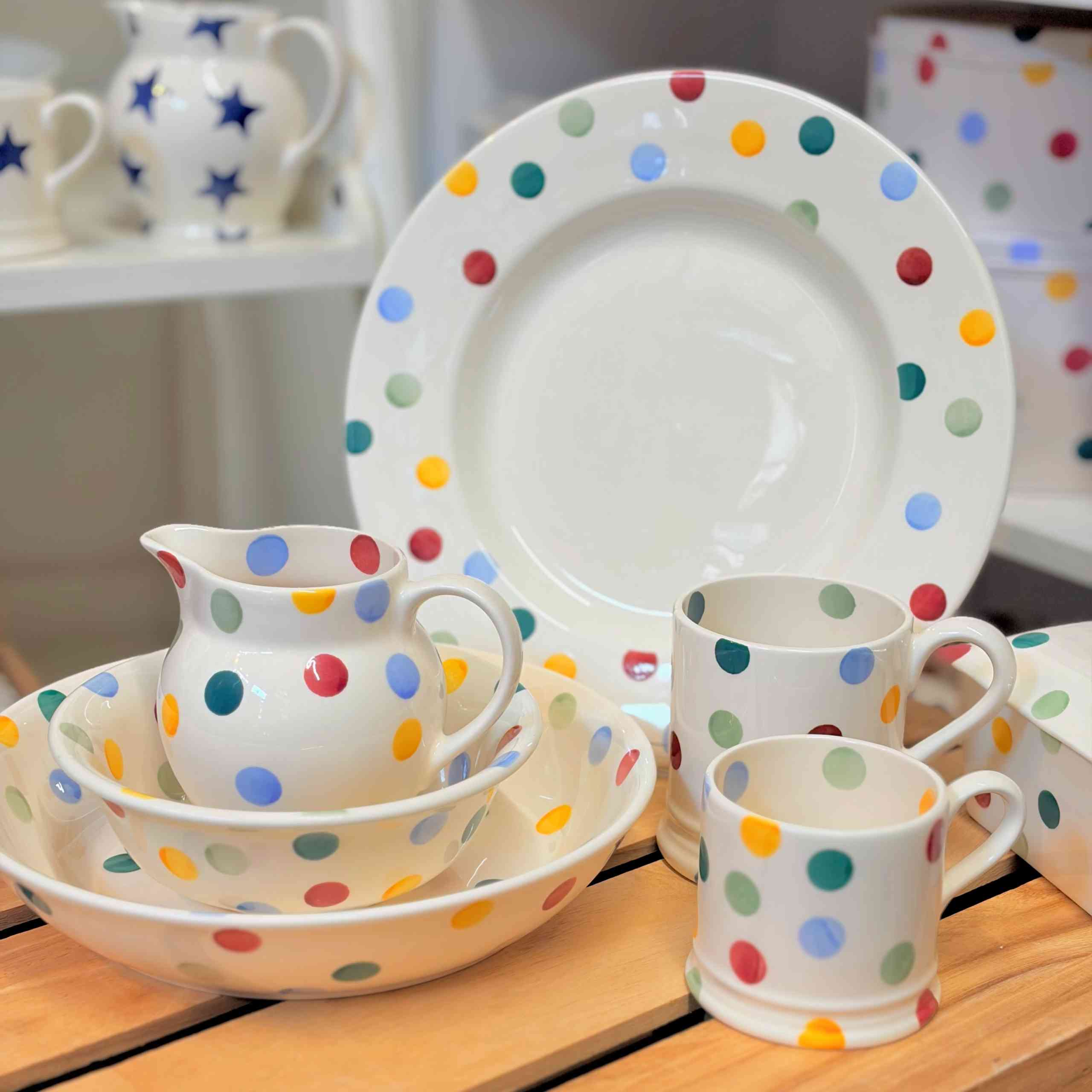 emma-bridgewater-polka-dot-medium-pasta-bowl