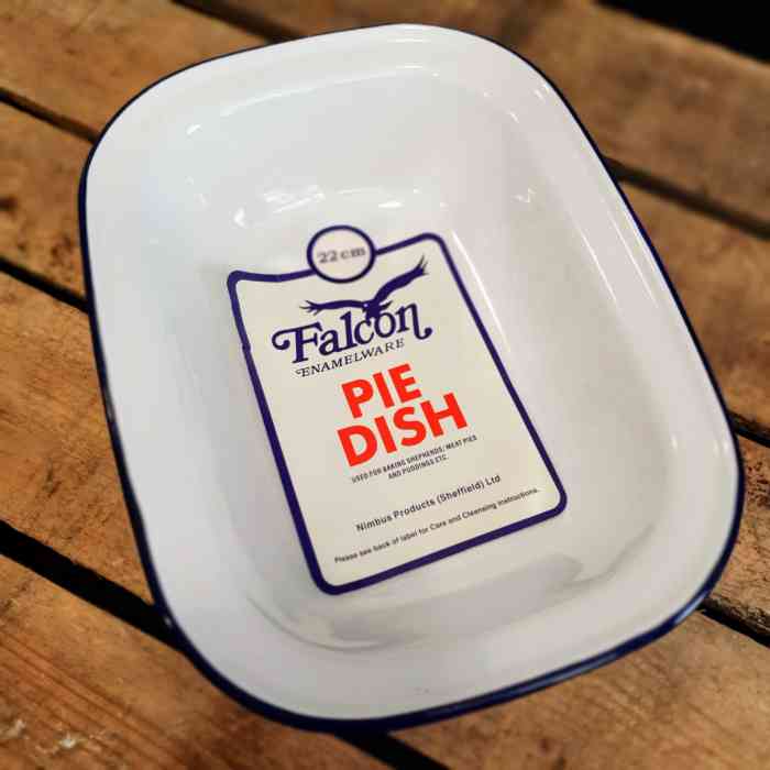 pie dish oblong 20cm