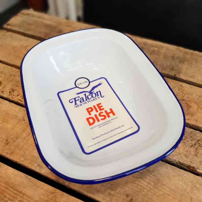 pie dish oblong 22cm