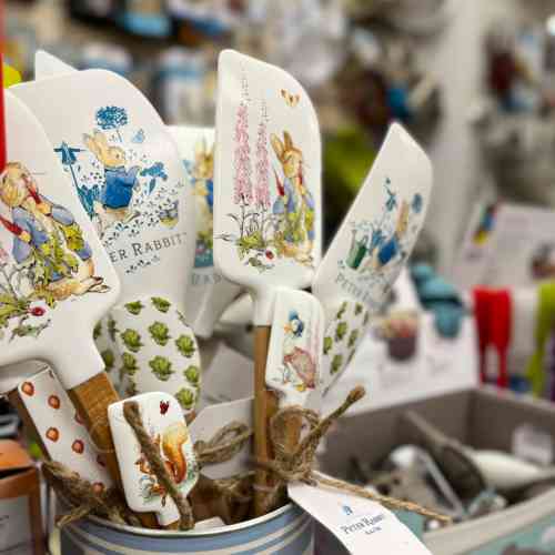 peter-rabbit-spatula-set