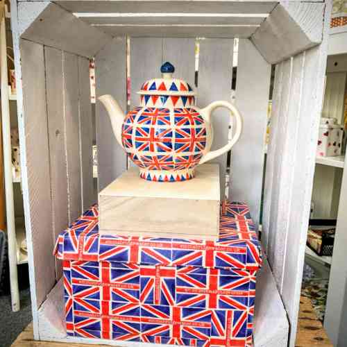 emma-bridgewater-highly-collectible-union-jack-4-cup-teapot
