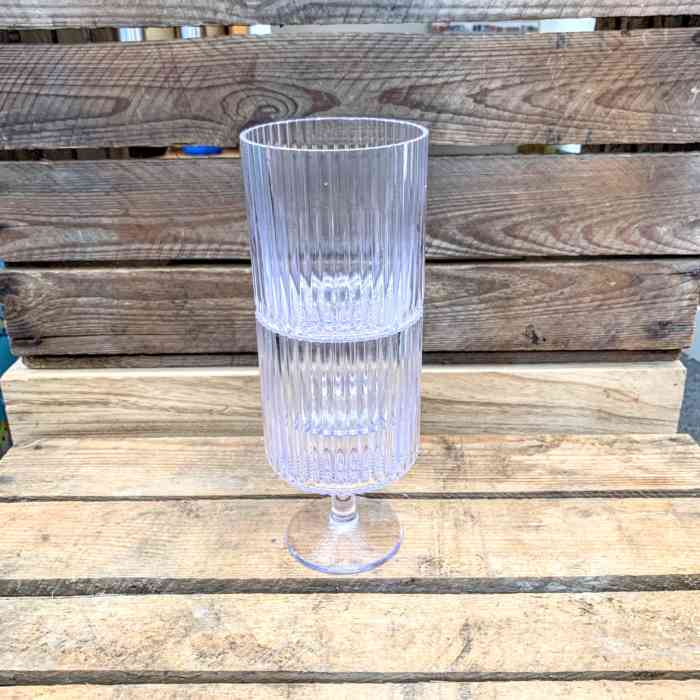 acrylic-stacking-drinks-goblet
