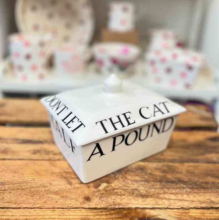 Emma Bridgewater Black Toast Small Butter Dish - Image 2