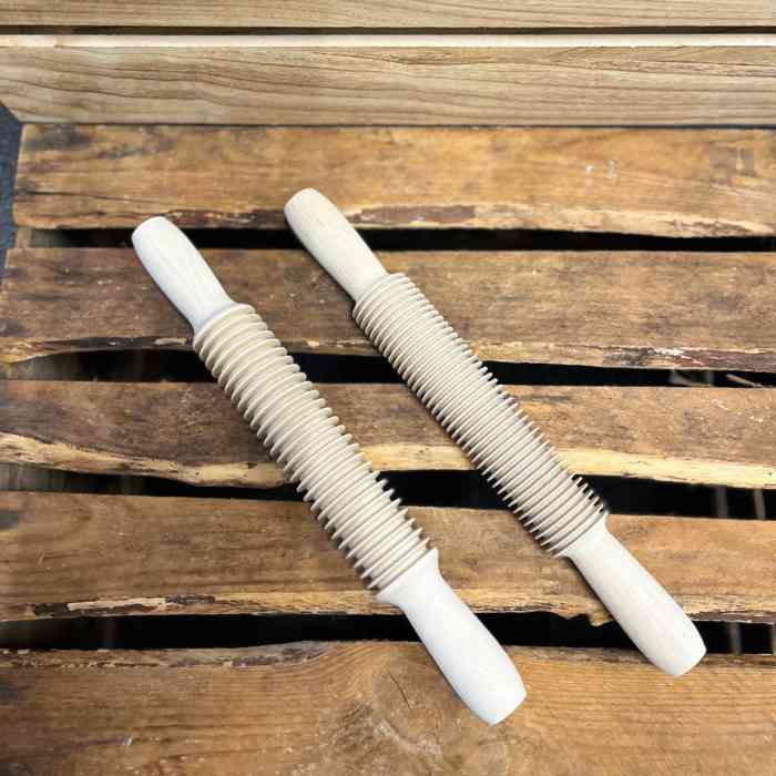 beechwood-pasta-cutter-rolling-pin-2-styles