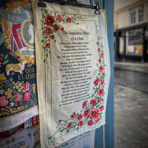 remembrance-poppy-poem-tea-towel
