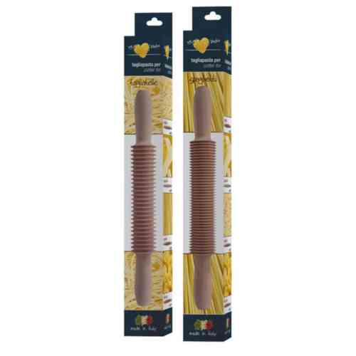 beechwood-pasta-cutter-rolling-pin