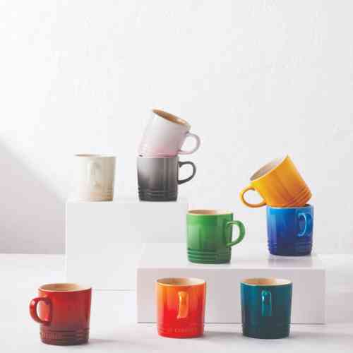 le-creuset-cappuccino-mug-lifestyle