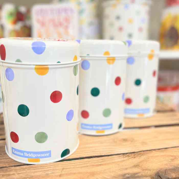 emma-bridgewater-polka-dot-round-tin-caddy