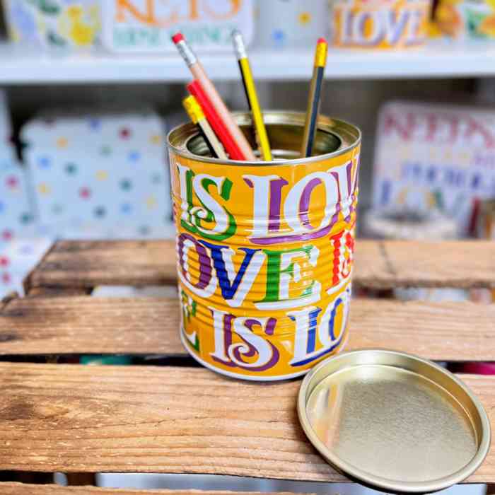 emma-bridgewater-rainbow-toast-love-is-love-ridged-tin