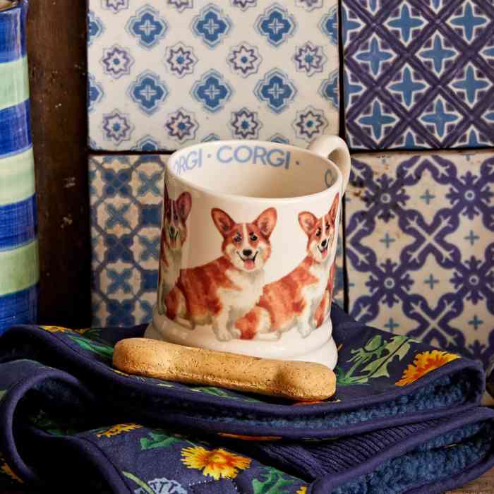 emma-bridgewater-dogs-pembroke-welsh-corgi-half-pint-mug