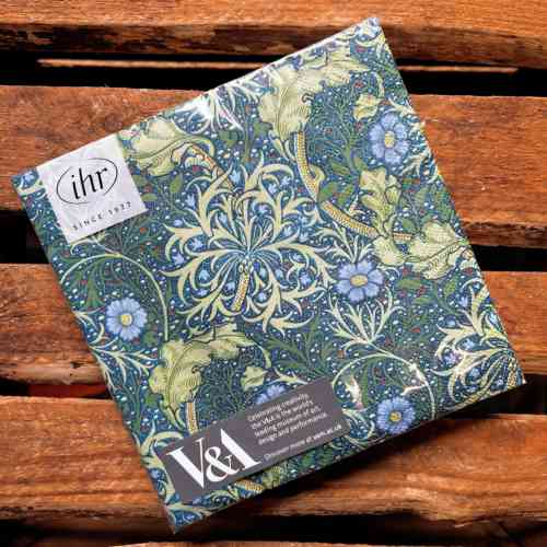 v-a-william-morris-seaweed-lunch-napkins