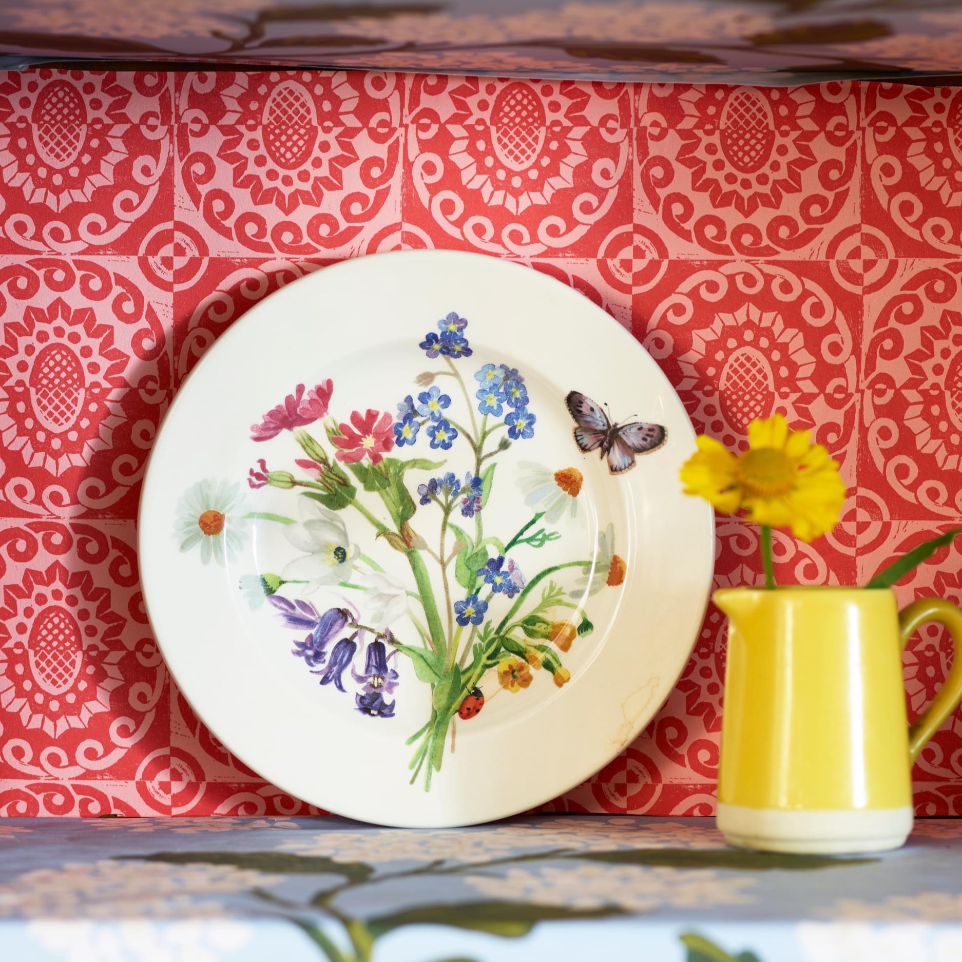 emma-bridgewater-wild-flowers-6-1-2-inch-plate