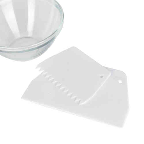 kitchencraft-cake-icing-scrapers-set-of-2