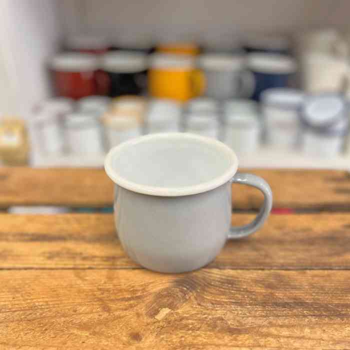 coloured-enamel-mug-4-colours-grey