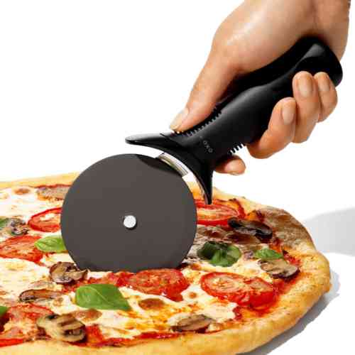 oxo-non-stick-pizza-wheel