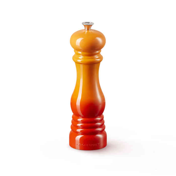 le-creuset-pepper-mill-21cm-volcanic