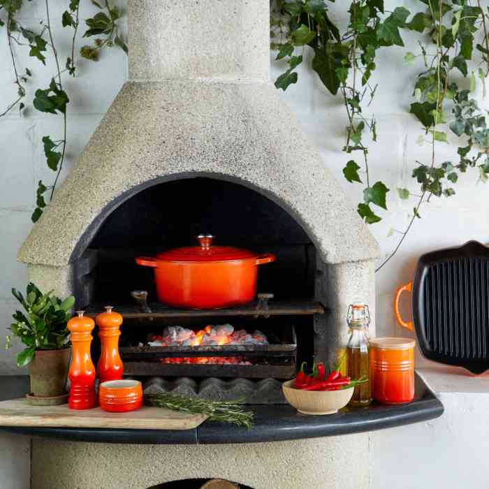 le-creuset-pepper-mill-21cm-volcanic