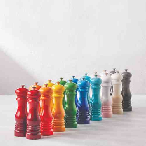 le-creuset-pepper-mill-21cm