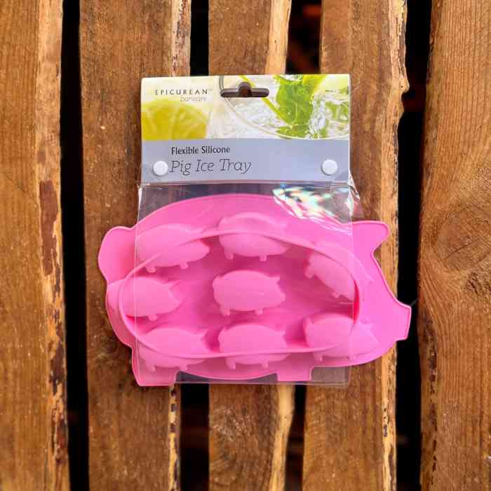 fun-animal-silicone-ice-cube-trays-cat-pig-or-scottie-dog