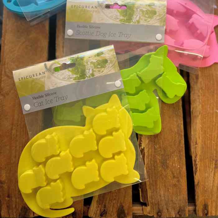 fun-silicone-animal-ice-cube-trays-cat-pig-or-scottie-dog