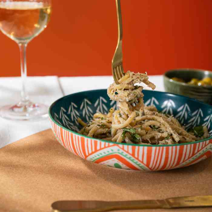mikasa-mixed-folk-pasta-bowl