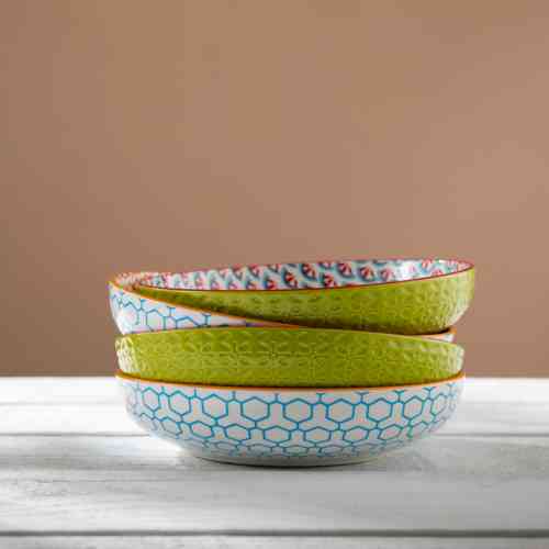 mikasa-geometric-line-pasta-bowl