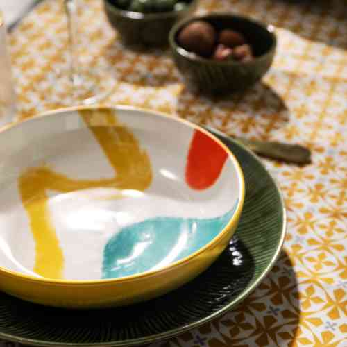 mikasa-yellow-abstract-pasta-bowl