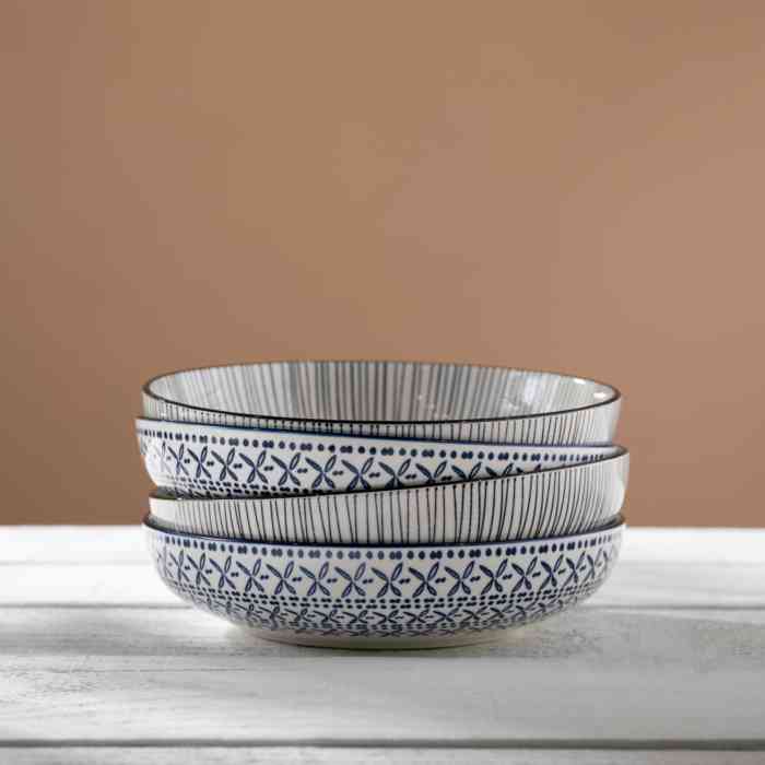 Mikasa Black Stripe Pasta Bowl - Image 3