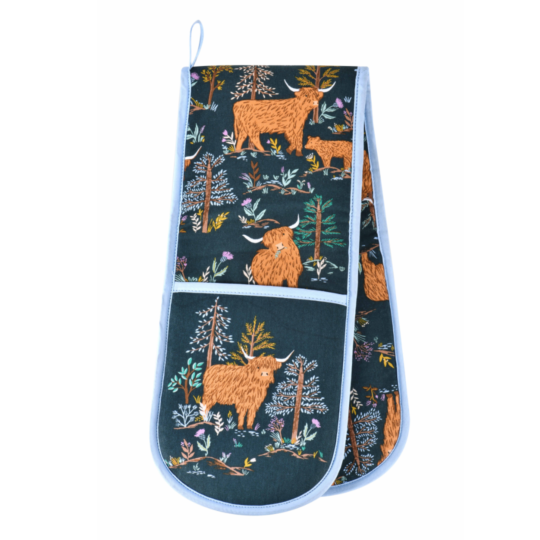 ulster-weavers-connie-the-cow-double-oven-glove