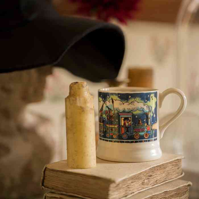 emma-bridgewater-halloween-ghost-train-half-pint-mug