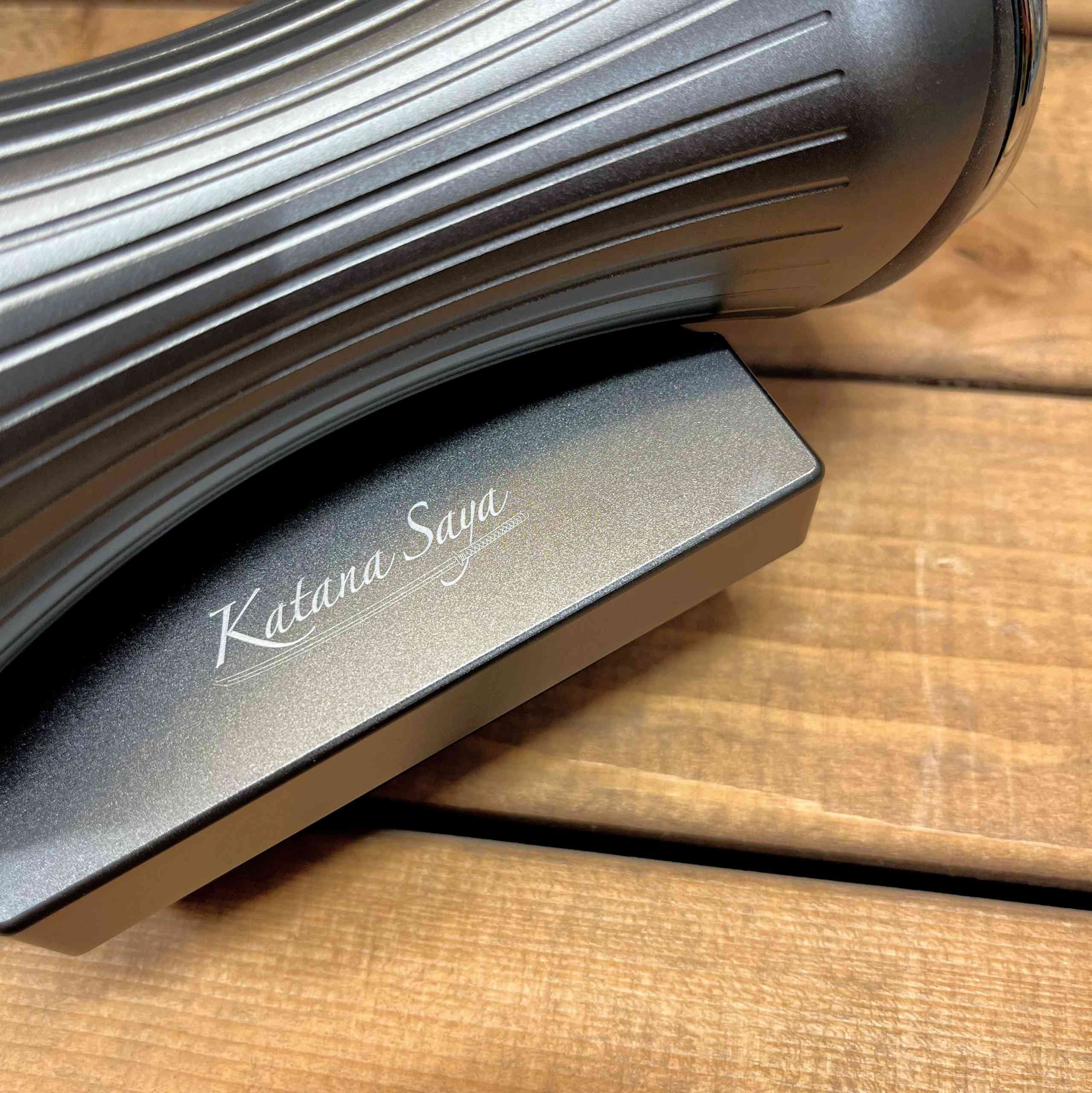 katana-saya-roller-knife-sharpener-with-4-discs