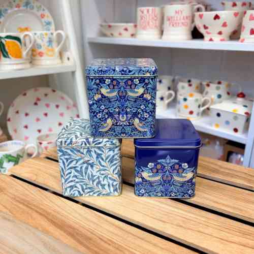 william-morris-strawberry-thief-square-tin-caddies