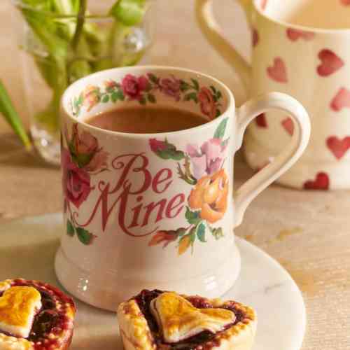emma-bridgewater-forever-valentine-be-mine-half-pint-mug