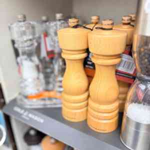Salt & Pepper Mills – Cooking Kneads salt-and-pepper-mills