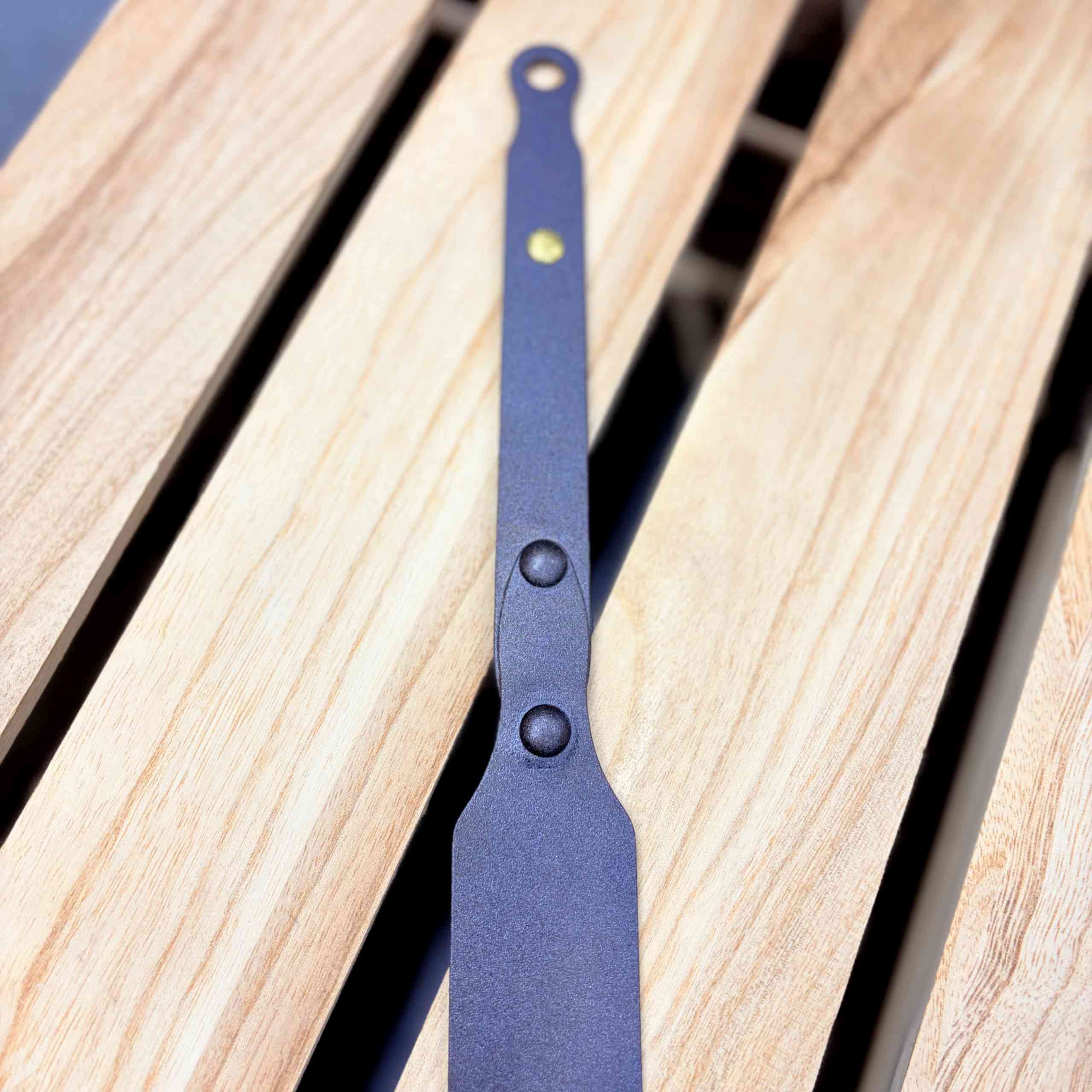 netherton-foundry-black-iron-palette-slice