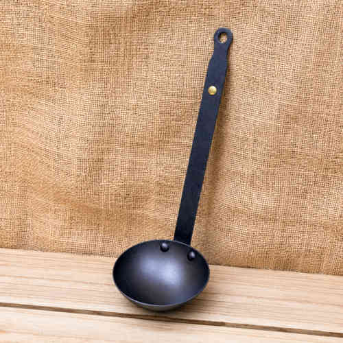 netherton-foundry-black-iron-ladle