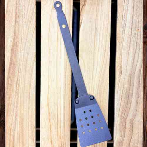 netherton-foundry-black-iron-turner